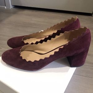 CHLOÉ  'Lauren' Scalloped suede pumps